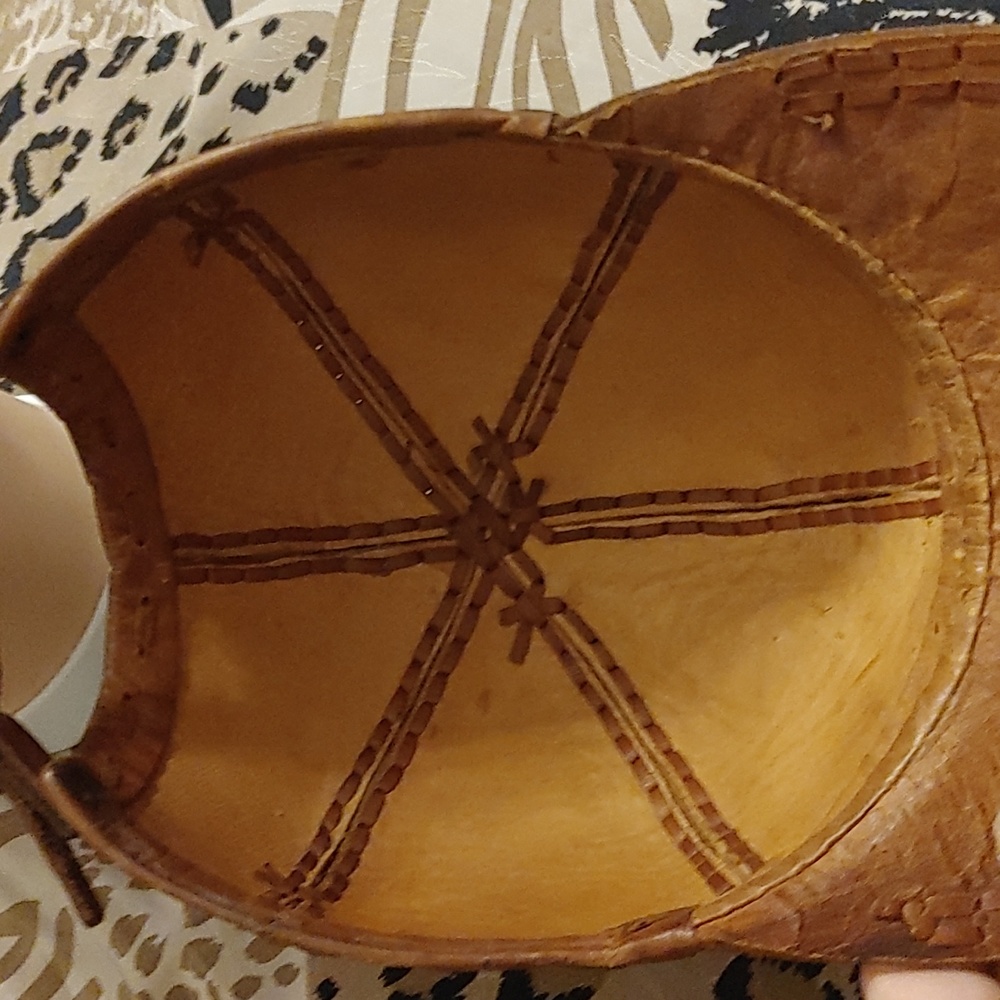 Vintage Leather Ball Cap - Picture 6 of 9